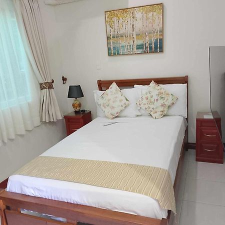 Ocean Breeze Resort Toledo Kültér fotó