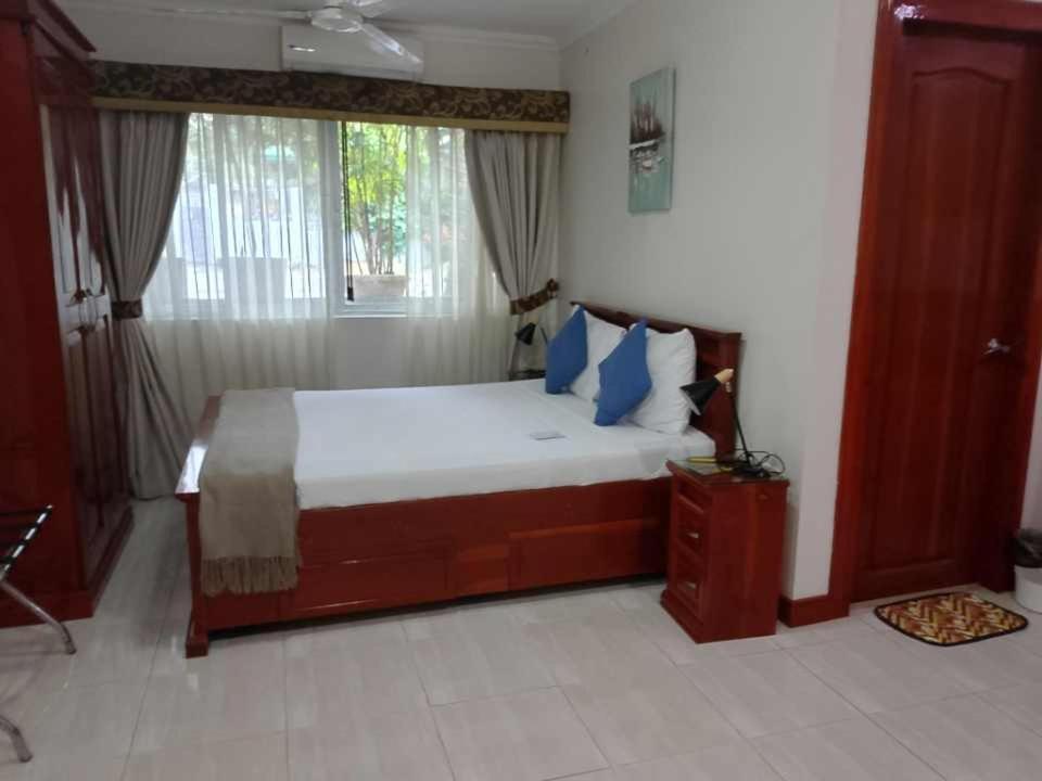 Ocean Breeze Resort Toledo Kültér fotó